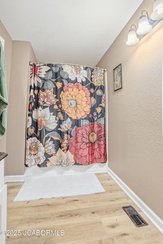 805 N NOAS AVENUE, California, MO 65018