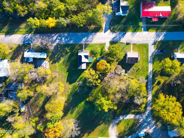 805 N NOAS AVENUE, California, MO 65018