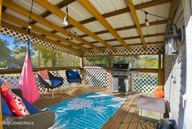 805 N NOAS AVENUE, California, MO 65018