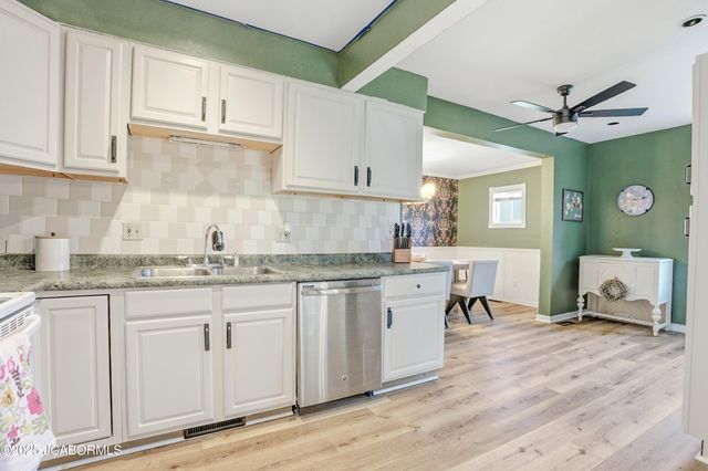 805 N NOAS AVENUE, California, MO 65018