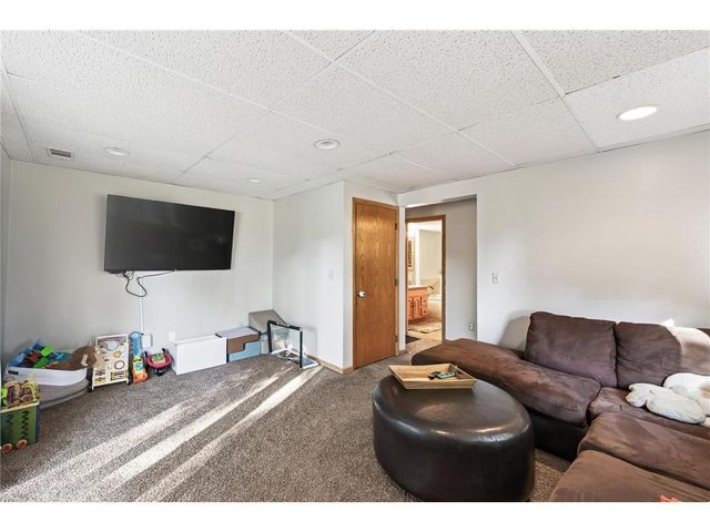 3644 James Court, Hastings, MN 55033