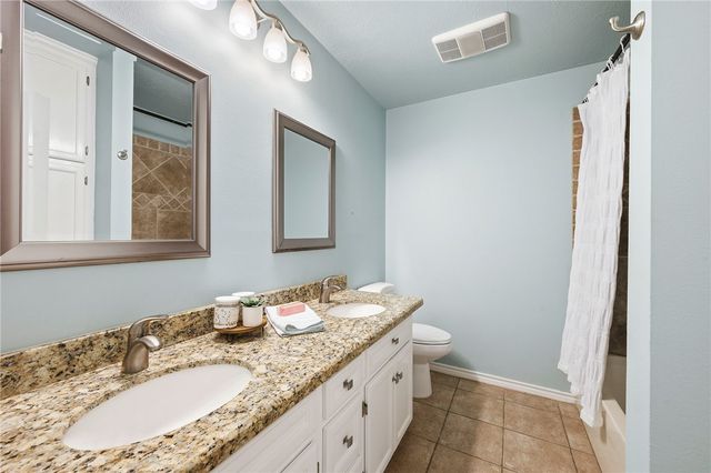 709 Aster Drive, College Station, TX 77845