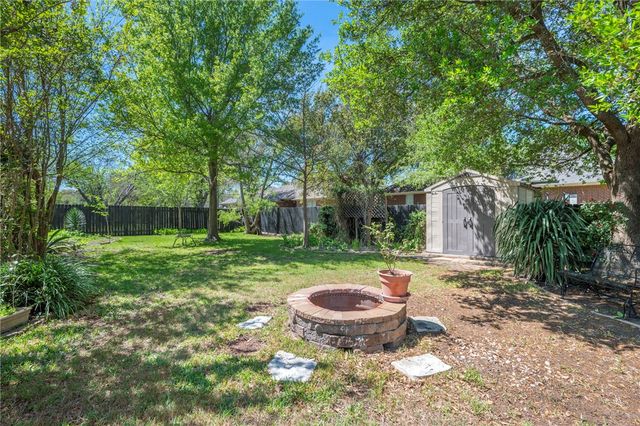 709 Aster Drive, College Station, TX 77845