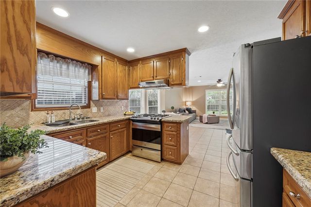 709 Aster Drive, College Station, TX 77845