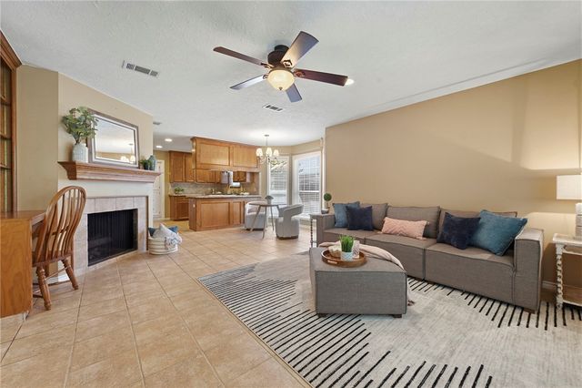 709 Aster Drive, College Station, TX 77845