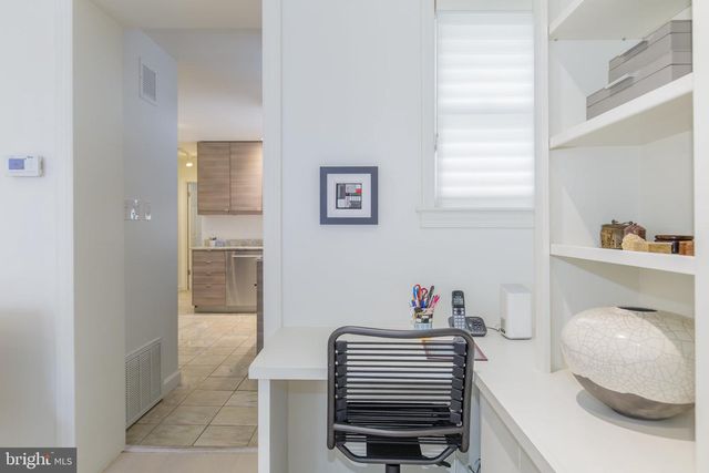 607 CONSTITUTION AVE NE, Washington, DC 20002