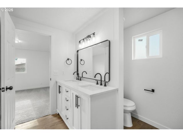 871 Sw LIBERTY BELL Dr 474, Beaverton, OR 97006