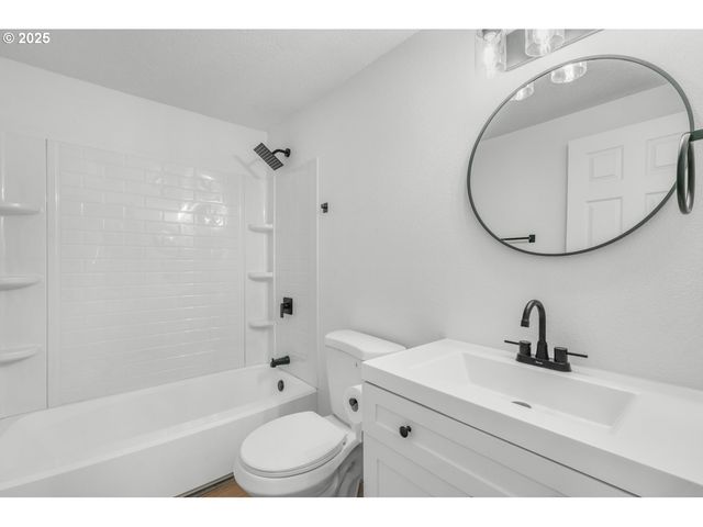 871 Sw LIBERTY BELL Dr 474, Beaverton, OR 97006