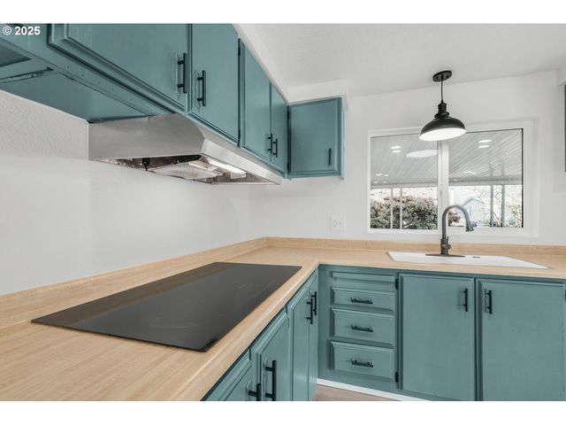 871 Sw LIBERTY BELL Dr 474, Beaverton, OR 97006