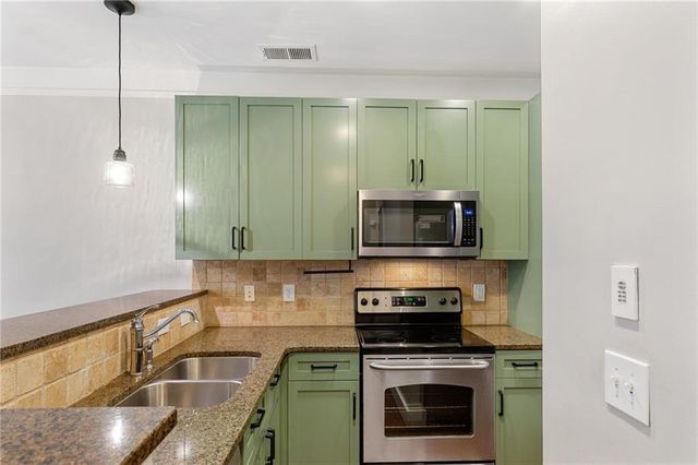 221 Semel Circle NW 260, Atlanta, GA 30309