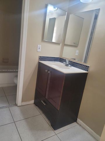 415 NW 210th St 206, Miami Gardens, FL 33169