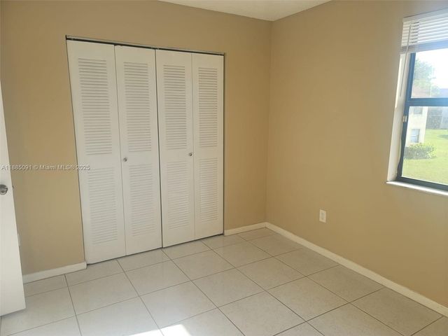 415 NW 210th St 206, Miami Gardens, FL 33169