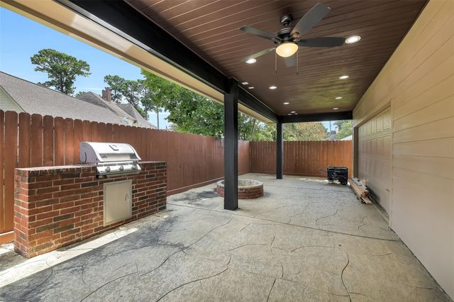 18414 Bull Pine Drive, Spring, TX 77379