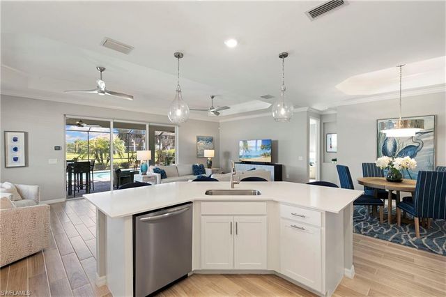 5974 Berwick LN, Ave Maria, FL 34142