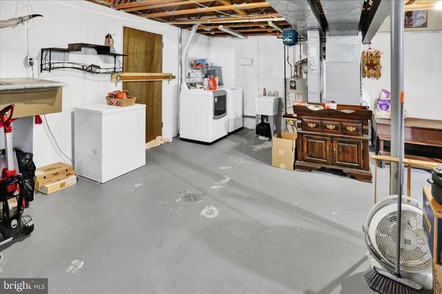 504 E LINDEN ST, Fleetwood, PA 19522
