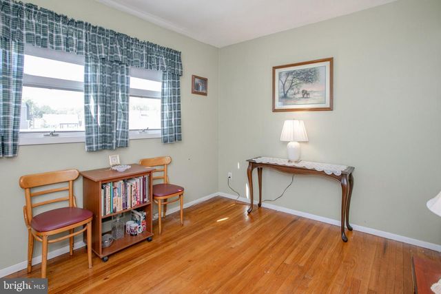 16 TAPPAN AVE, Hamilton, NJ 08690