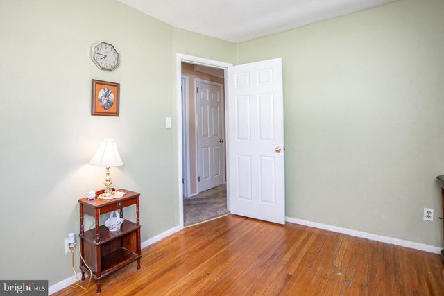 16 TAPPAN AVE, Hamilton, NJ 08690