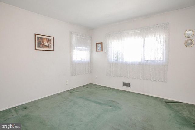 16 TAPPAN AVE, Hamilton, NJ 08690