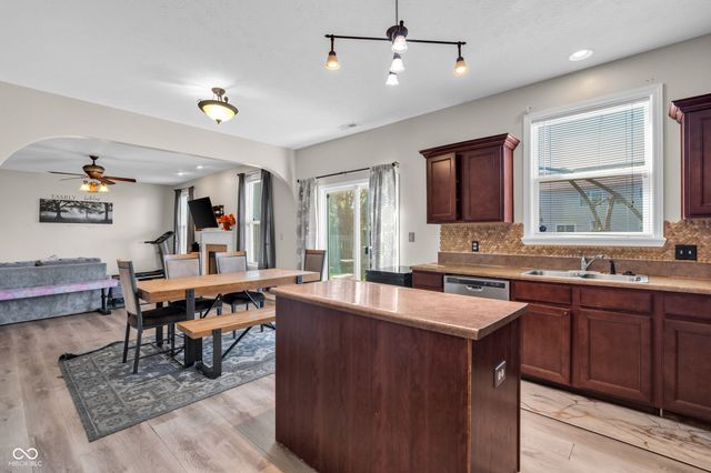 5594 Crump Lane, Indianapolis, IN 46234