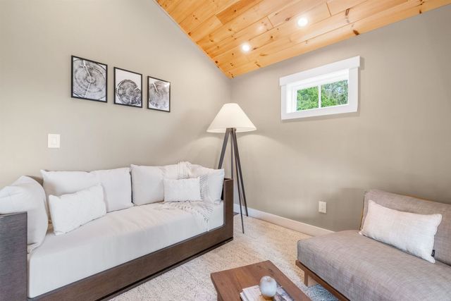 22 Ginger Gold Way, Gilford, NH 03249