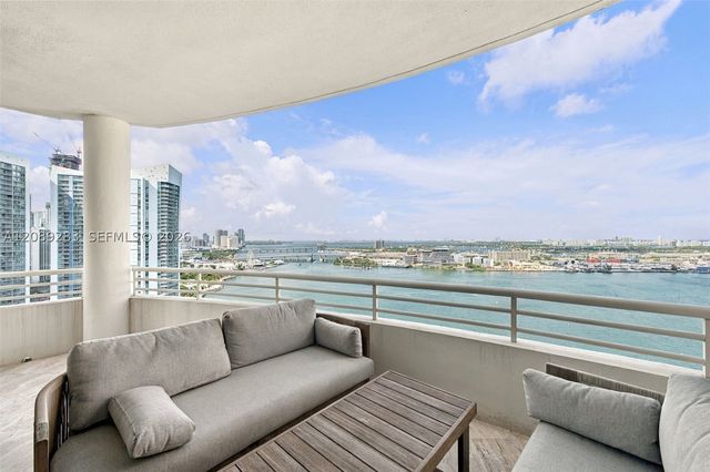 888 Brickell Key Dr 2912, Miami, FL 33131