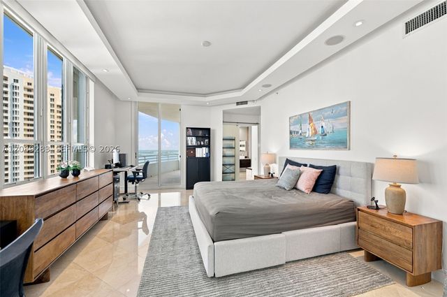 888 Brickell Key Dr 2912, Miami, FL 33131