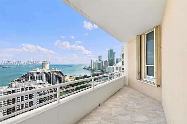 888 Brickell Key Dr 2912, Miami, FL 33131