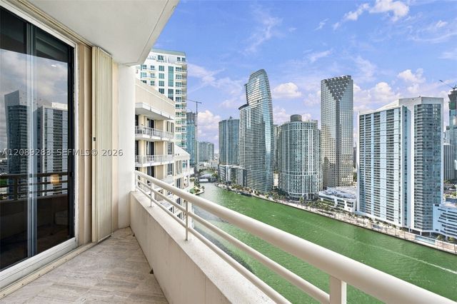 888 Brickell Key Dr 2912, Miami, FL 33131