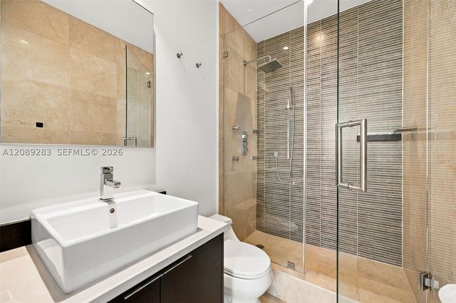 888 Brickell Key Dr 2912, Miami, FL 33131
