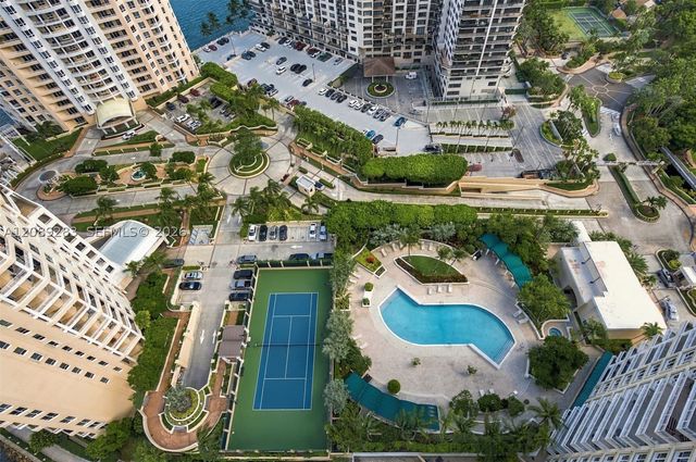 888 Brickell Key Dr 2912, Miami, FL 33131
