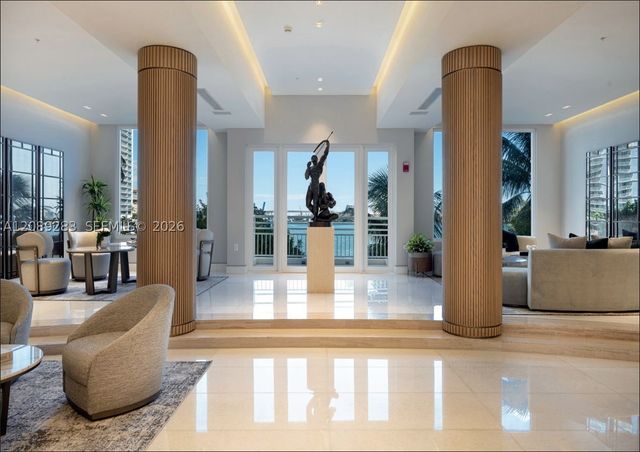 888 Brickell Key Dr 2912, Miami, FL 33131