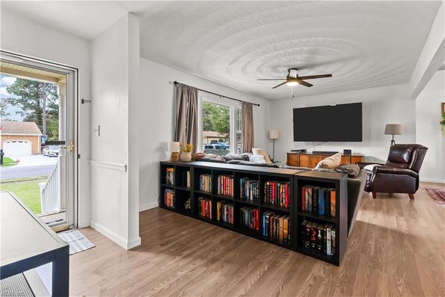 1013 Sippel DR, Chesapeake, VA 23320