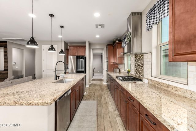 18627 W MACKENZIE Drive, Goodyear, AZ 85395