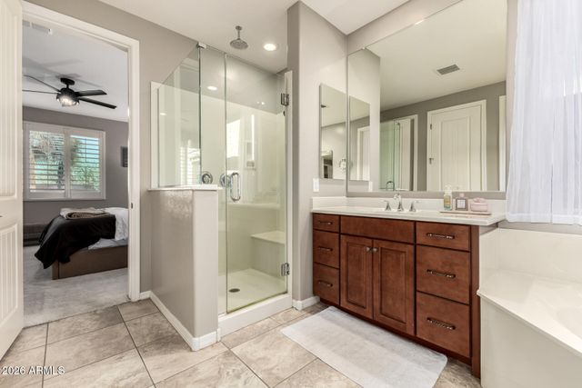 18627 W MACKENZIE Drive, Goodyear, AZ 85395