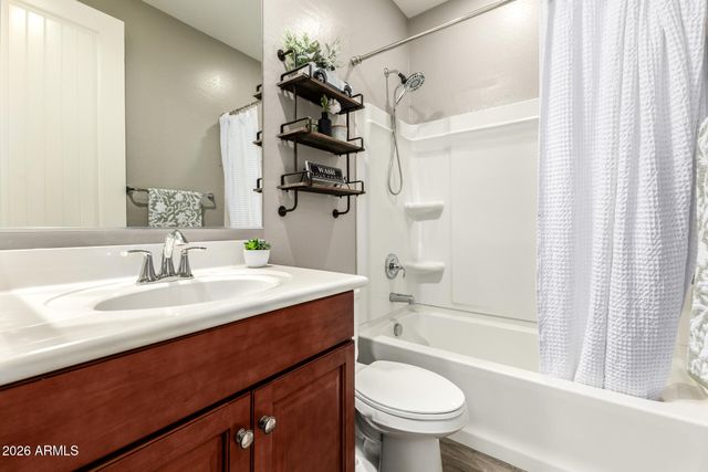 18627 W MACKENZIE Drive, Goodyear, AZ 85395