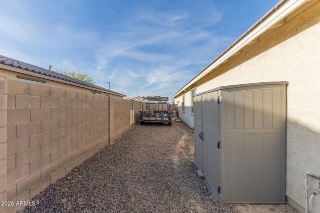 18627 W MACKENZIE Drive, Goodyear, AZ 85395