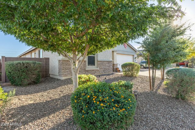 18627 W MACKENZIE Drive, Goodyear, AZ 85395