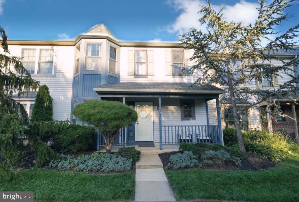 223 CROWN PRINCE DR, Marlton, NJ 08053