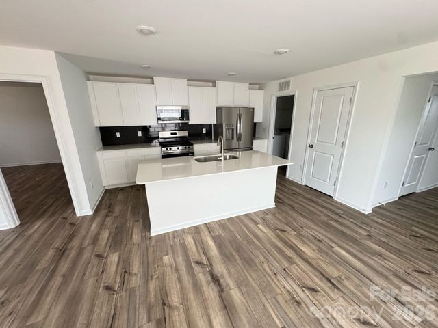 4114 Oxford Glen Drive OG 6, Claremont, NC 28610