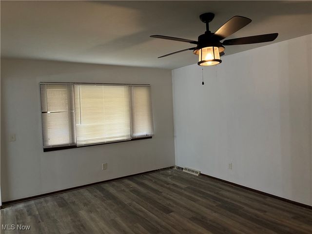 3351 Mayfield Road, Cleveland Heights, OH 44121