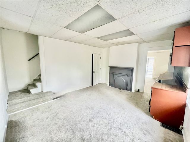 4 Howe St, Union Twp, PA 15038