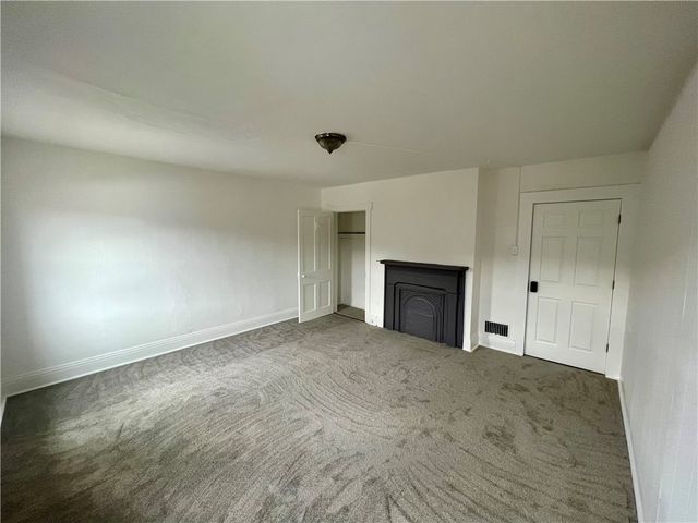 4 Howe St, Union Twp, PA 15038