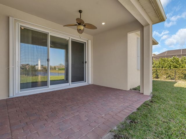 5982 Sequoia Circle, Vero Beach, FL 32967