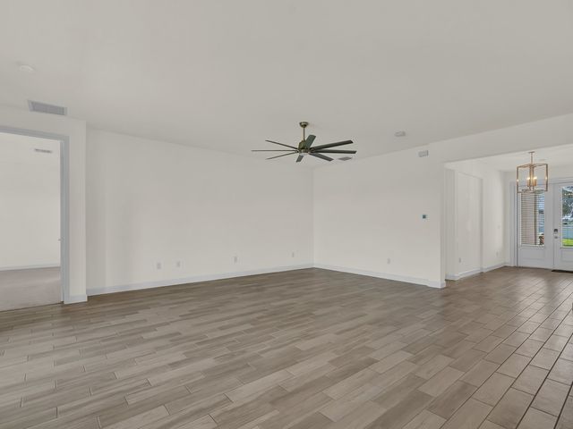 5982 Sequoia Circle, Vero Beach, FL 32967