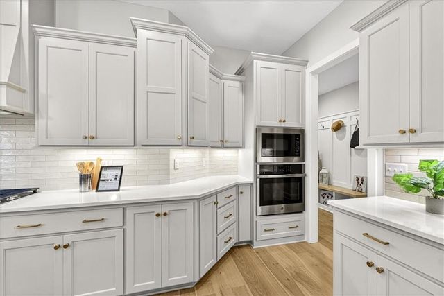 7014 N Anita Avenue, Kansas City, MO 64151