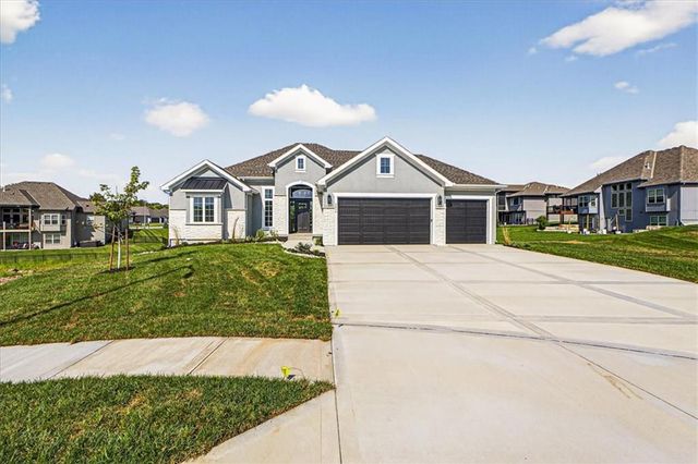 7014 N Anita Avenue, Kansas City, MO 64151