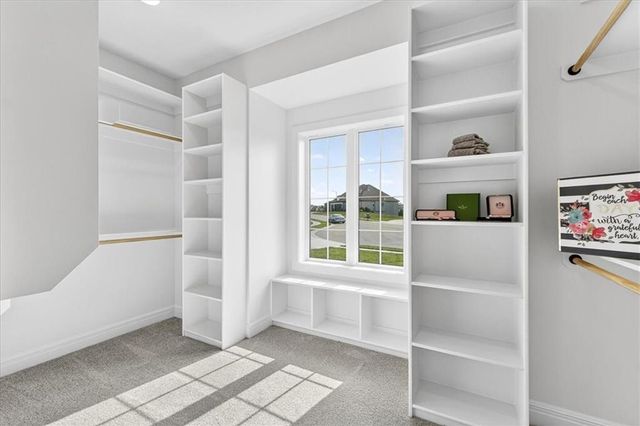 7014 N Anita Avenue, Kansas City, MO 64151