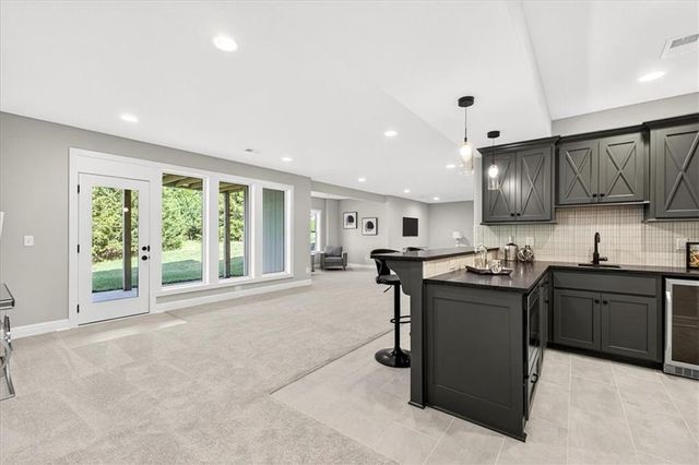 7014 N Anita Avenue, Kansas City, MO 64151