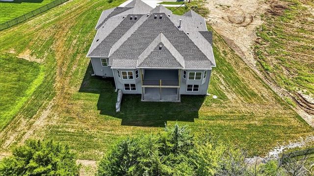 7014 N Anita Avenue, Kansas City, MO 64151