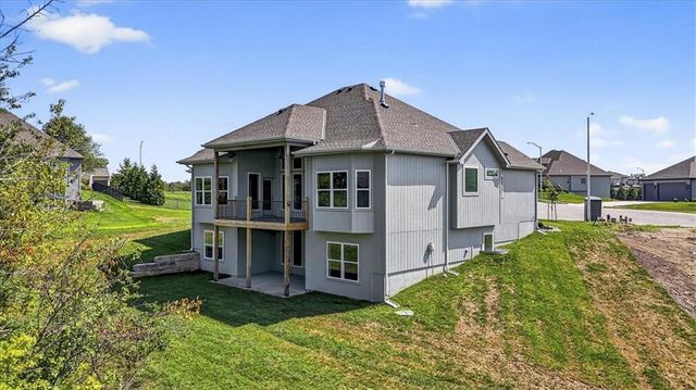 7014 N Anita Avenue, Kansas City, MO 64151